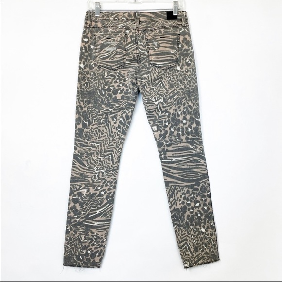 NWT Guess Leopard Distressed Jeans, Sz 28 - Picture 4 of 11